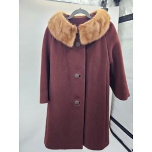 VINTAGE 1950s Burgundy Princess Style wool coat with mink fur collar‎ Button up